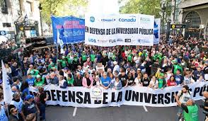 Desfinanciamiento Universidad Pública